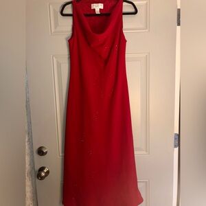 Jones New York red maxi sleeveless cocktail party dress .